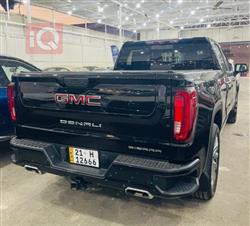 GMC Sierra